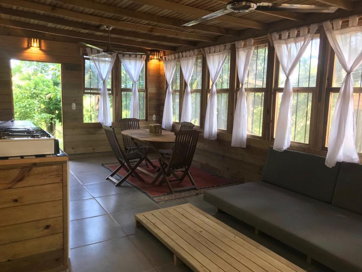 Roatan Bed & Breakfast Apartments West End Ngoại thất bức ảnh