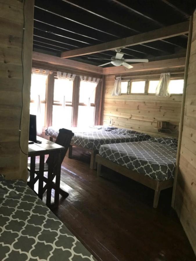 Roatan Bed & Breakfast Apartments West End Ngoại thất bức ảnh