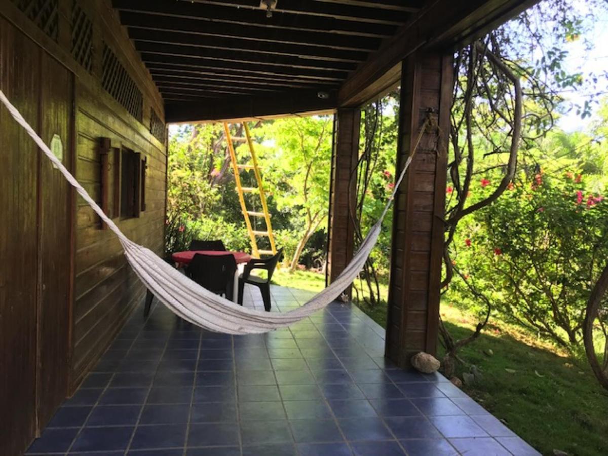 Roatan Bed & Breakfast Apartments West End Ngoại thất bức ảnh