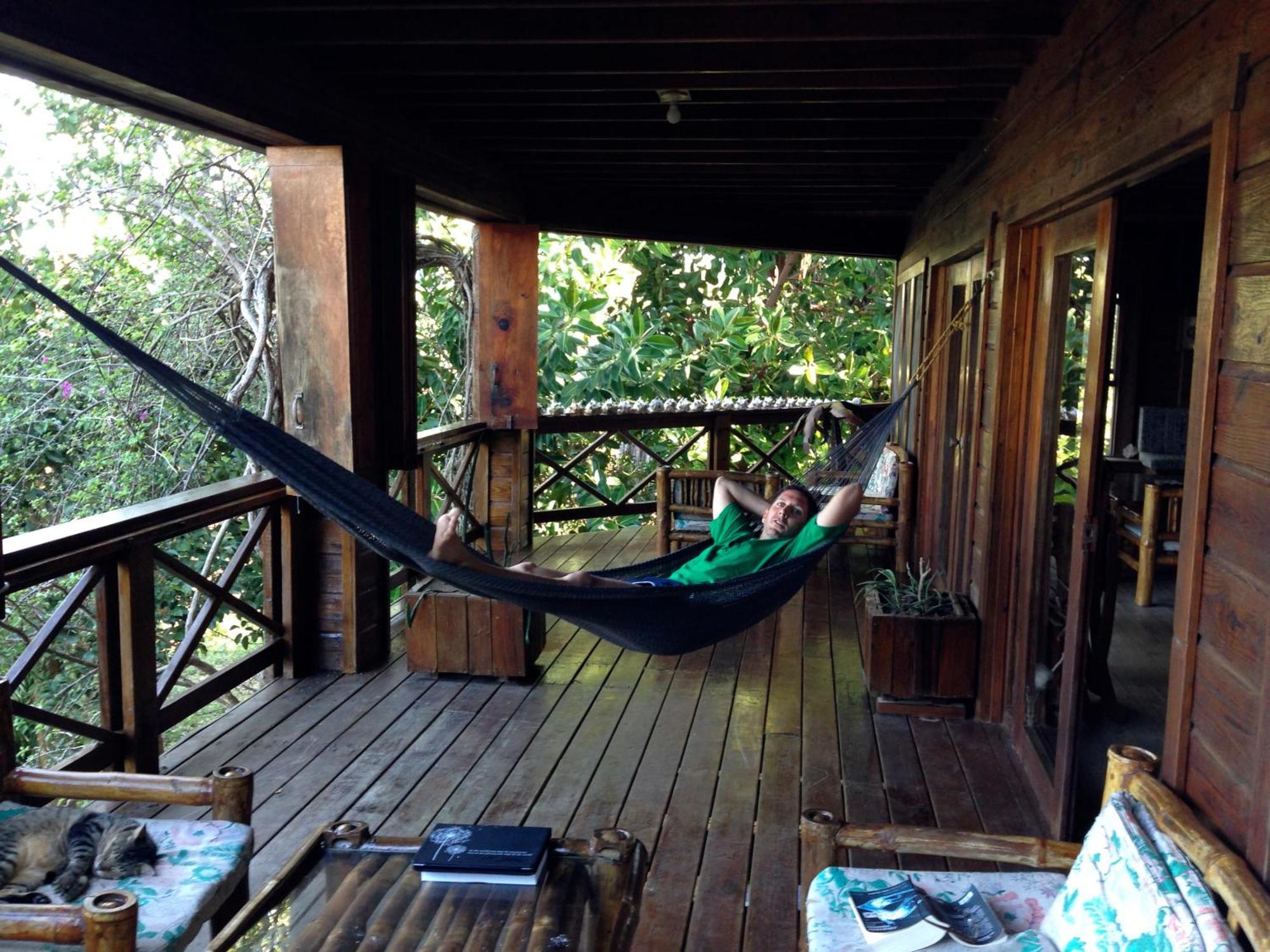 Roatan Bed & Breakfast Apartments West End Ngoại thất bức ảnh